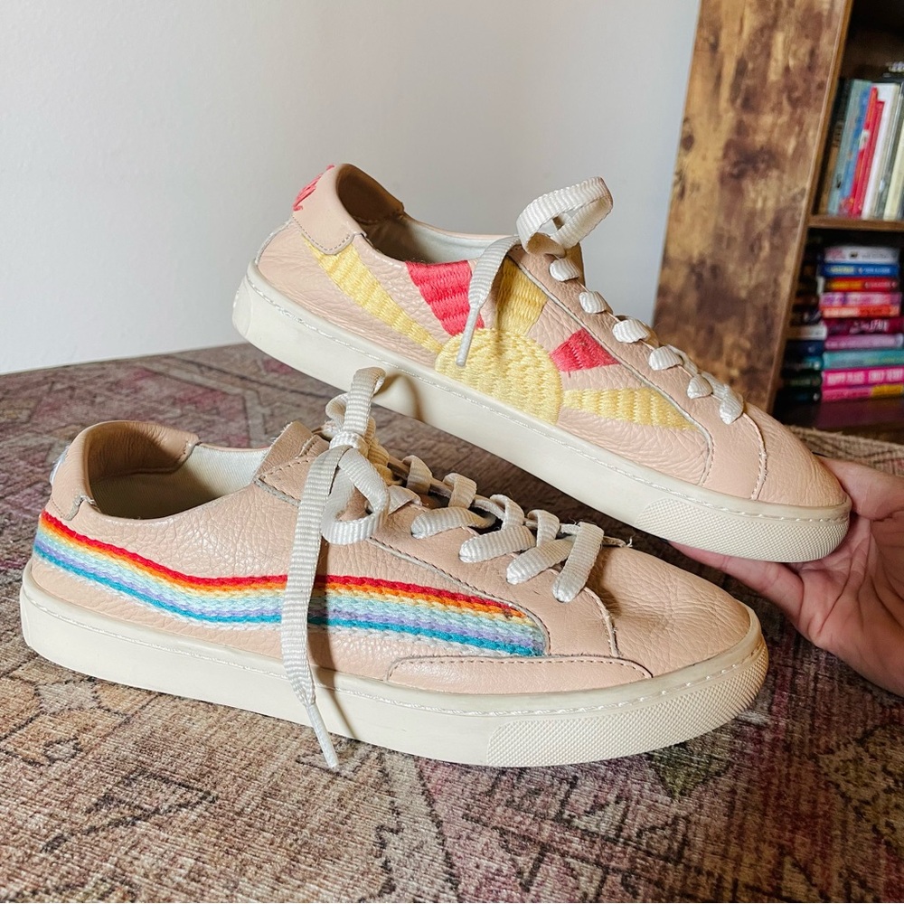 Soludos Ibiza Leather Sneaker in Rainbow Wave